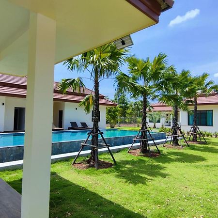 Isan Golf & Adventure Hotel أودون ثاني المظهر الخارجي الصورة